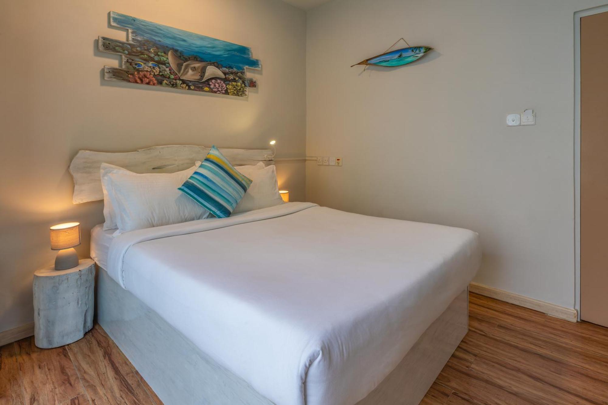 Отель Ocean Pearl Maldives At Gulhi Island Экстерьер фото